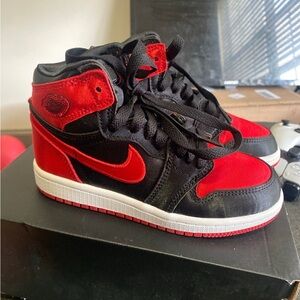 Jordan 1 satin bred (ps)